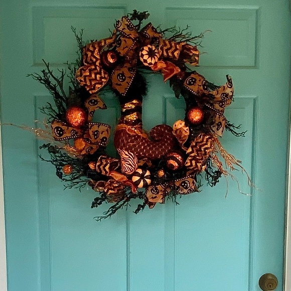 Halloween Wreath Custom made - Picture 2 of 4